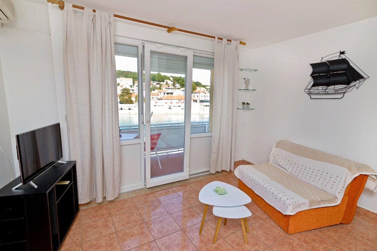 Apartments Ive - With Sea View Tisno Kültér fotó